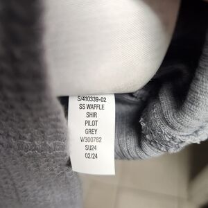 GAP, Medium, short sleeve waffle button down in Pilot Grey.